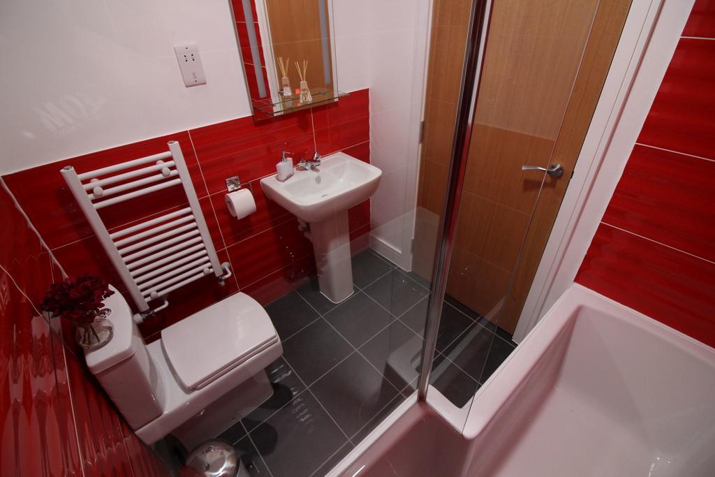 Britannia Chambers Apartment Leek Bagian luar foto