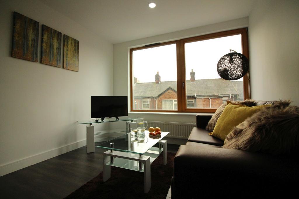 Britannia Chambers Apartment Leek Bagian luar foto