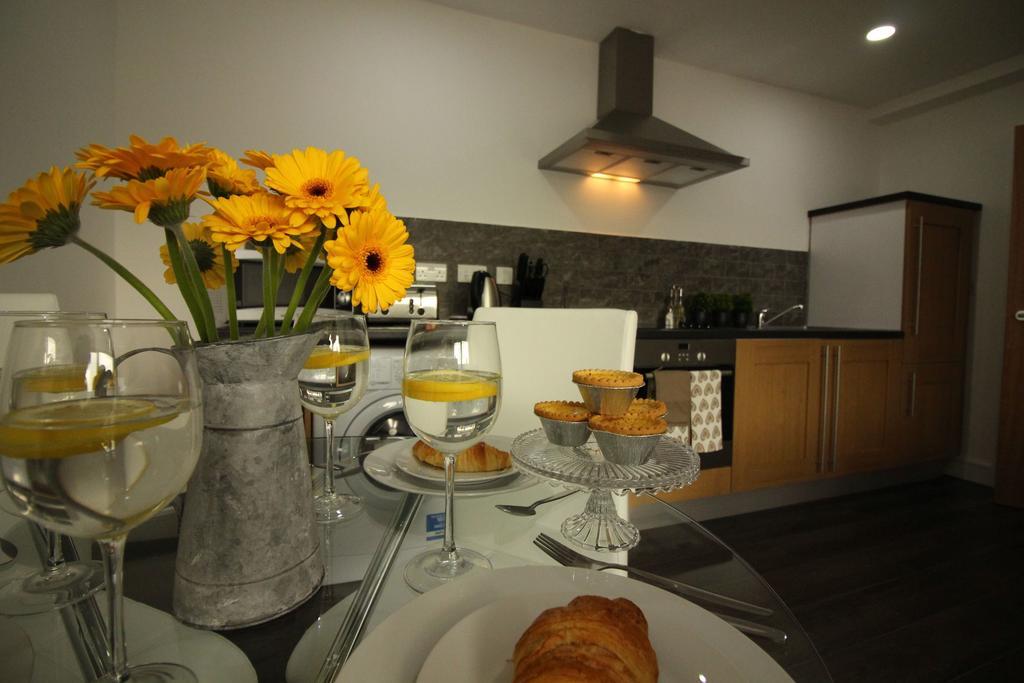 Britannia Chambers Apartment Leek Bagian luar foto