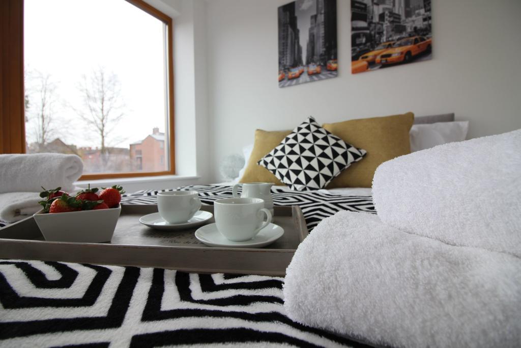 Britannia Chambers Apartment Leek Bagian luar foto