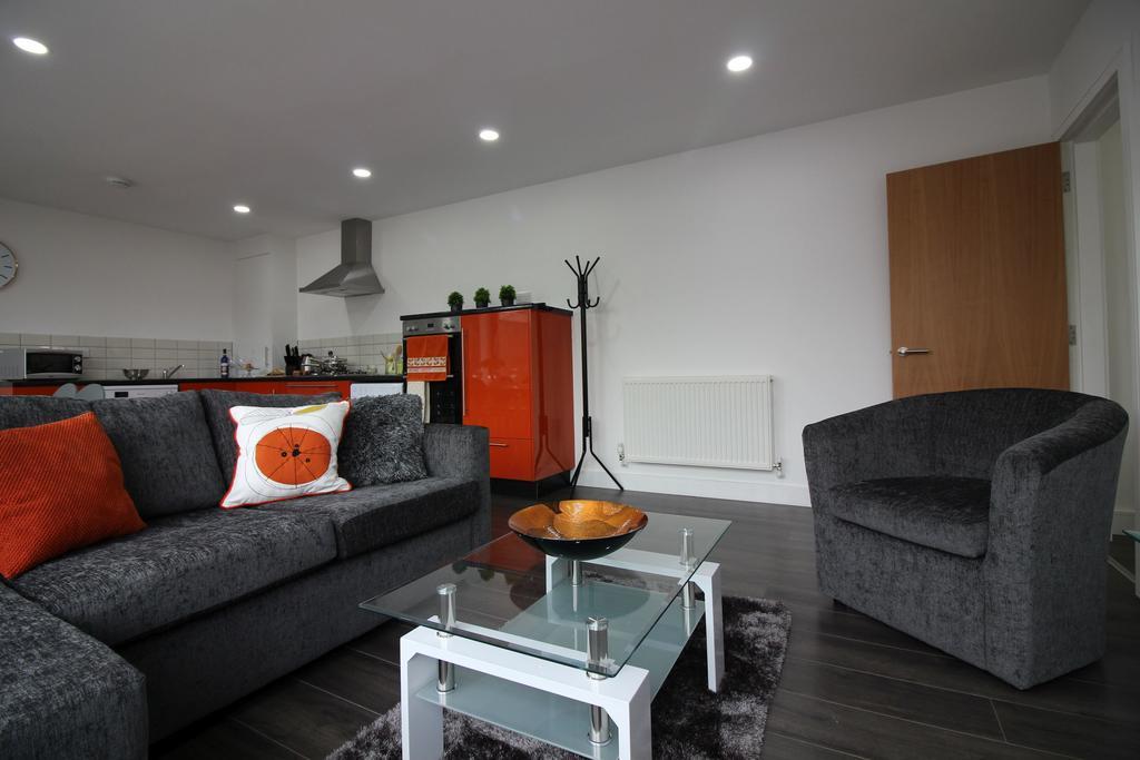 Britannia Chambers Apartment Leek Bagian luar foto
