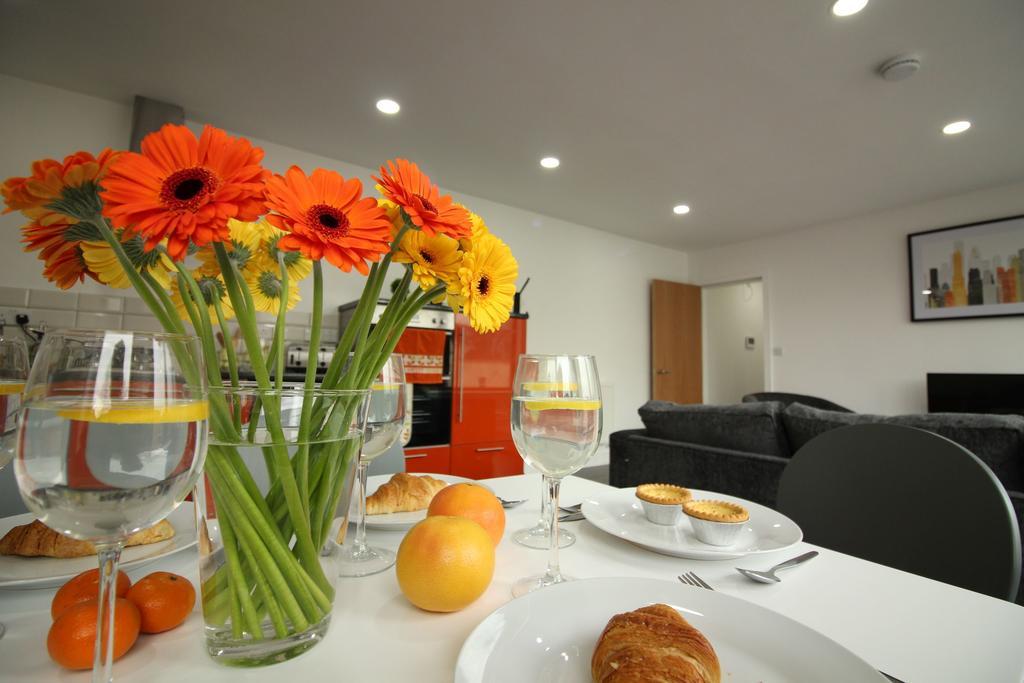 Britannia Chambers Apartment Leek Bagian luar foto