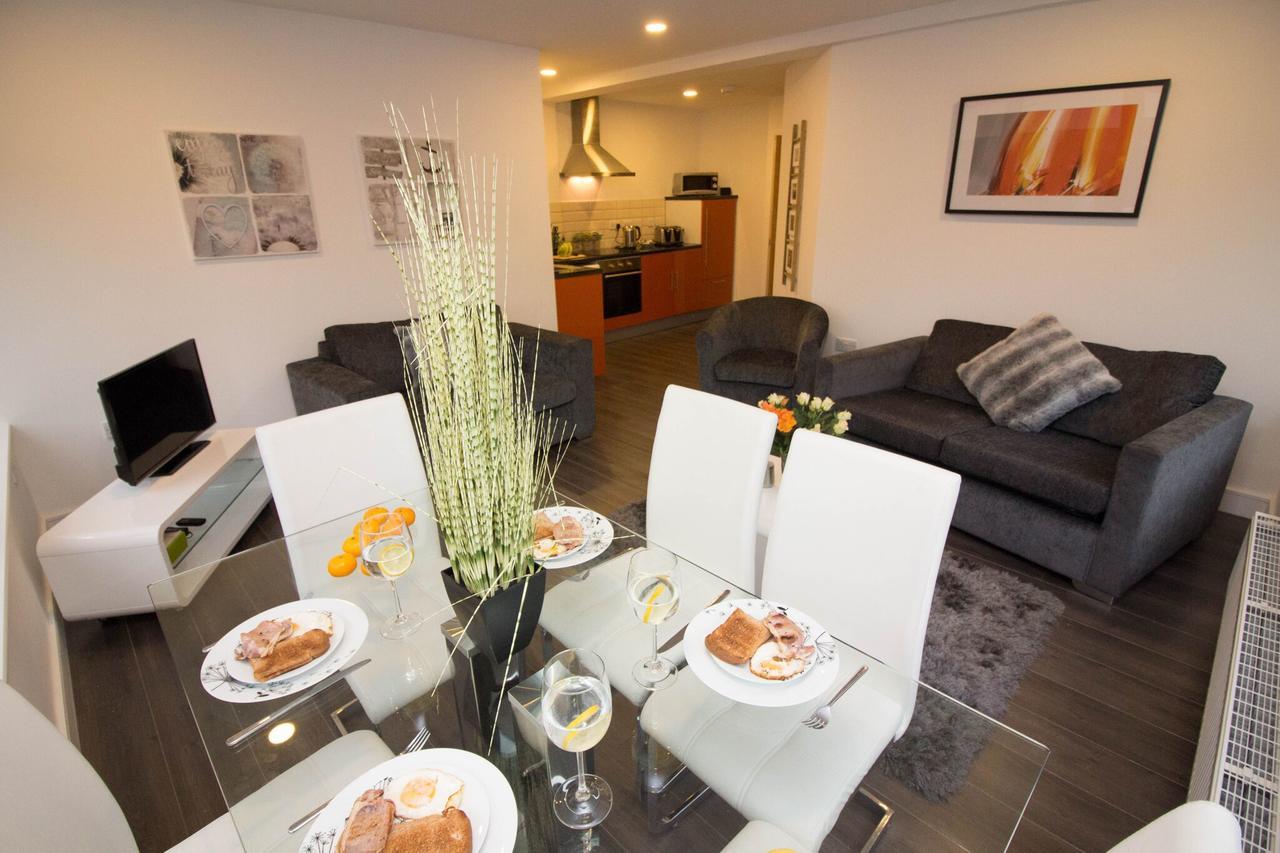 Britannia Chambers Apartment Leek Bagian luar foto