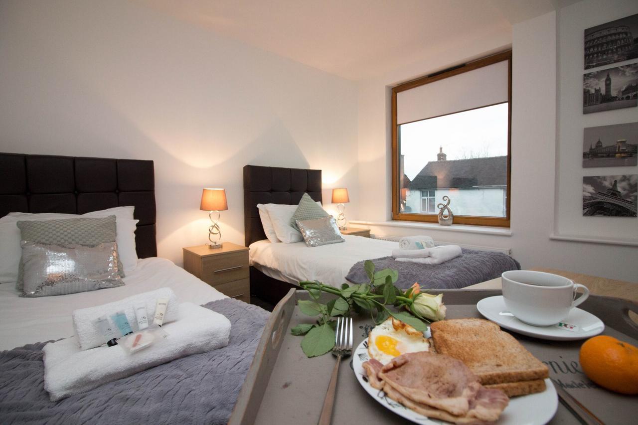 Britannia Chambers Apartment Leek Bagian luar foto
