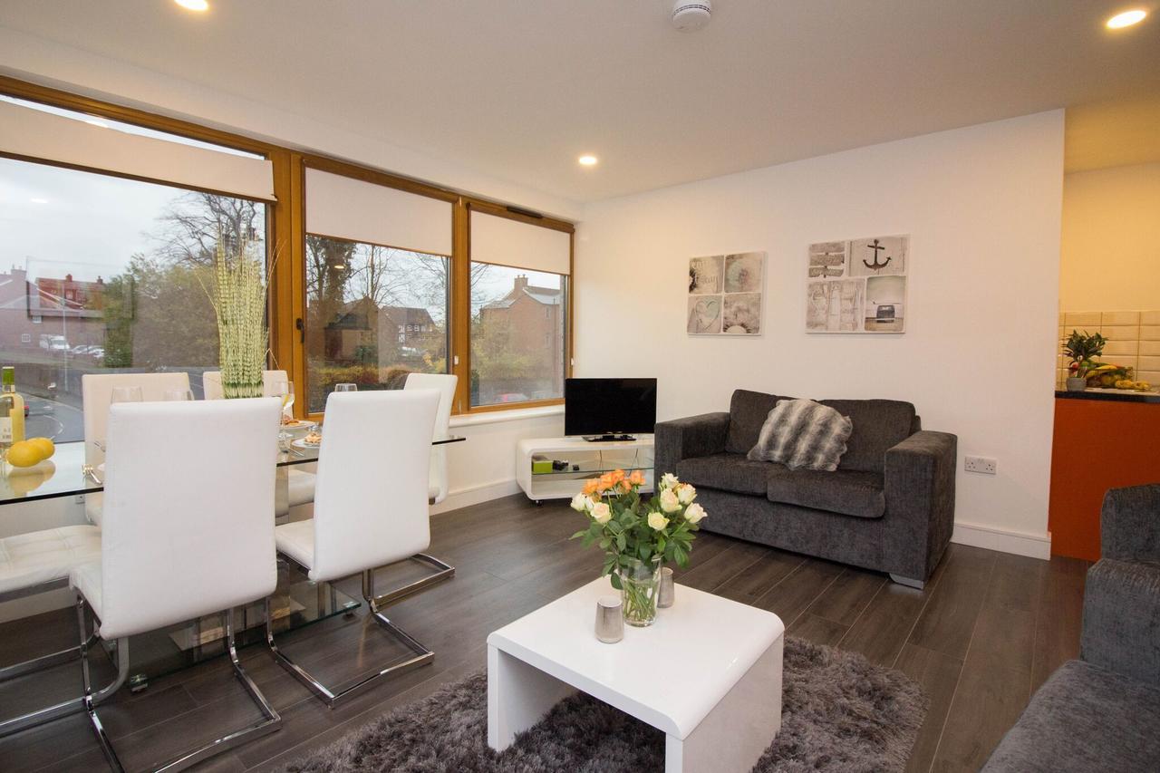 Britannia Chambers Apartment Leek Bagian luar foto